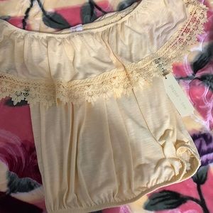 Top by paper + tee ⭐️🌼